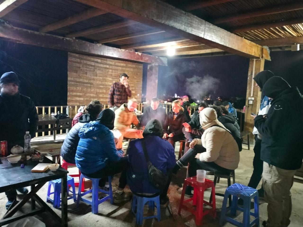 Dong Van Hmong Homestay Buitenkant foto